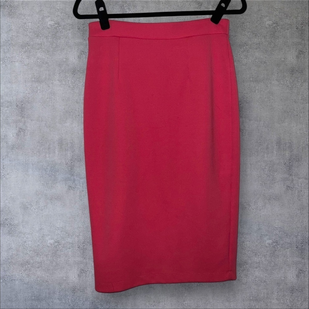 Halogen Pink Knee-Length Pencil Skirt